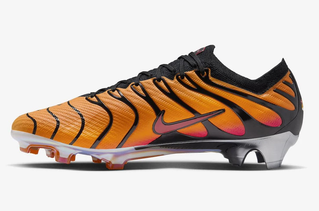 Nike Air Max Plus x Mercurial Vapor 15